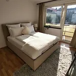 Bright 2br Family-friendly -basf - Free Parking - Super Fast Wifi Appartamento *