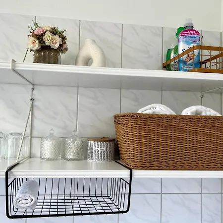 Family Friendly Work From 2br, Balcony, Wifi, Netflix, Near Basf Apartment