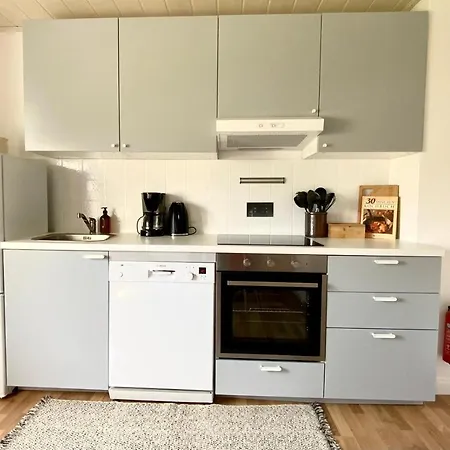 Bright 2br Family-friendly -basf - Free Parking - Super Fast Wifi * ルートウィヒスハーフェン・アム・ライン