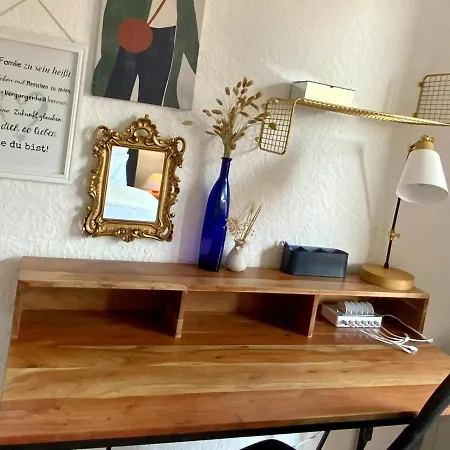 Apartment Family Friendly Work From 2br, Balcony, Wifi, Netflix, Near Basf *